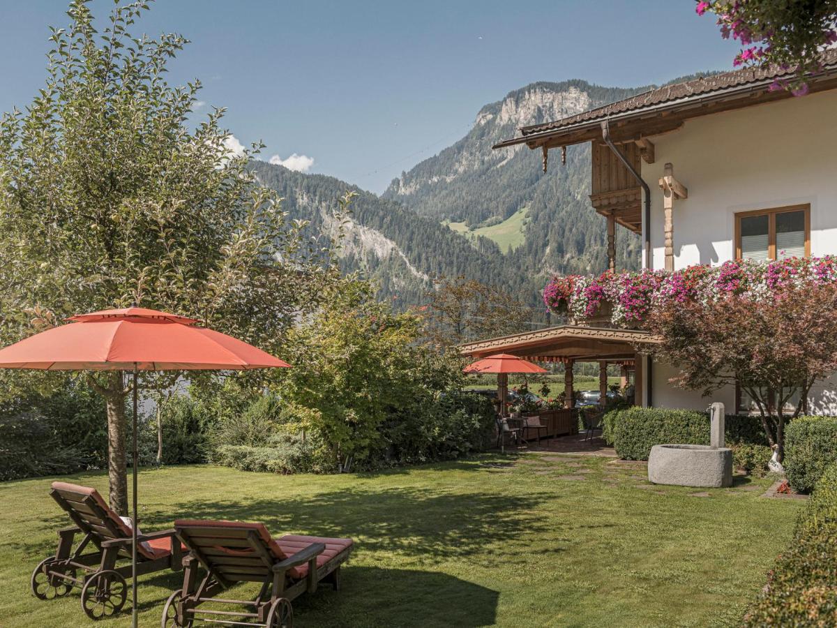 Hotel Garni Larcherhof 메이른호픈 외부 사진