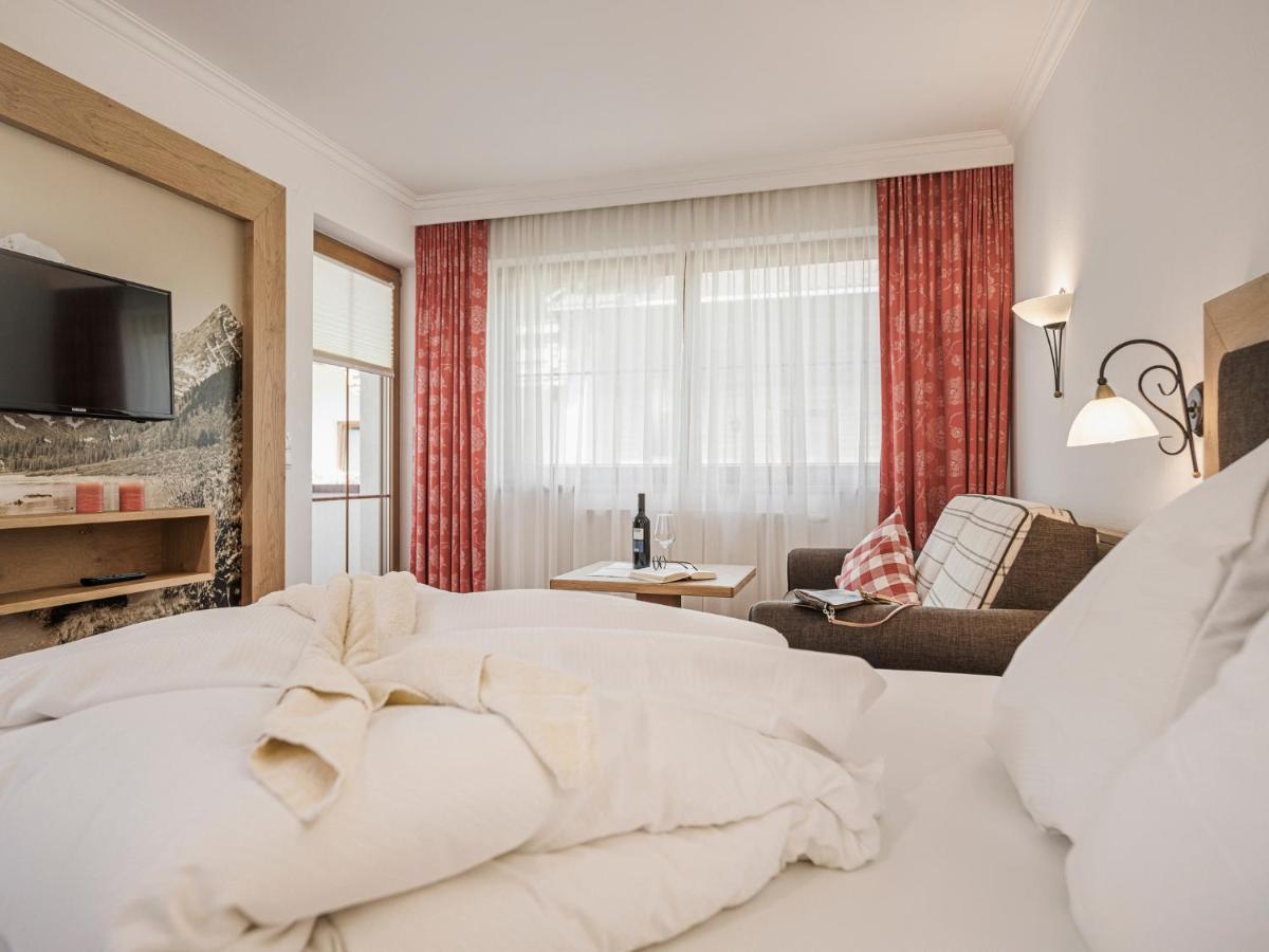 Hotel Garni Larcherhof 메이른호픈 외부 사진